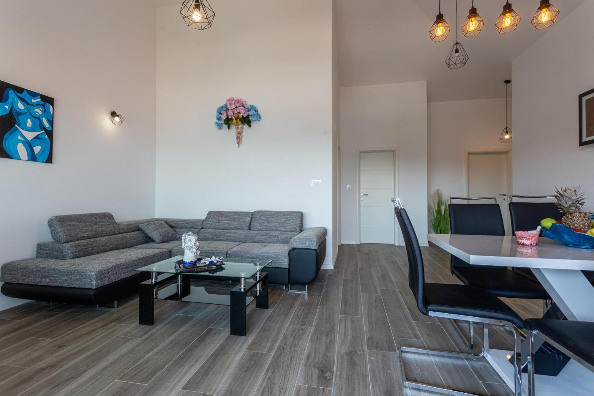 Apartments Doris Малинска Экстерьер фото